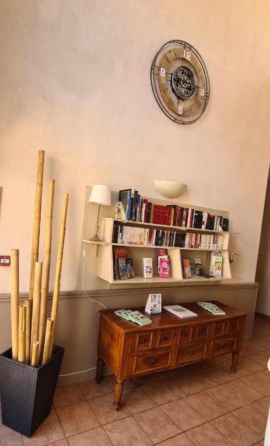Logis Hotel La Bastide Saint Bach Suze-la-Rousse Εξωτερικό φωτογραφία